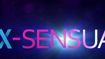 Vanessa and Diana in a hot sex challenge