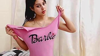 Great Latin Teen 18+ Fucks Nice Pussy In Intense Session!