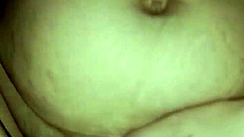 Horny babe masturbates in the bathroom