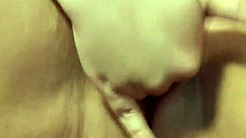 watch kelly squirt 😍 wet masturbation solo.