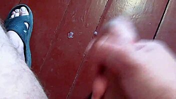 Homemade cock handjob and cumshot on the floor