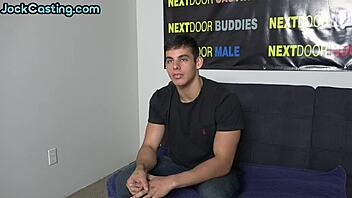 Solo muscled amateur stud jerks after his first casting