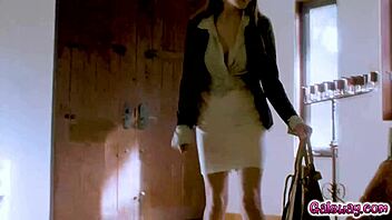 Hey Alison, Hazel, ready for hot lesbian action?