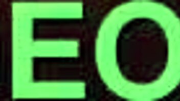 Teen hoe gets stretched in intense session