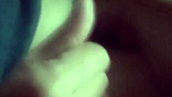 Having fun with my wife, giving her a handjob while she masturbates my shaved cock, argentinian couple style