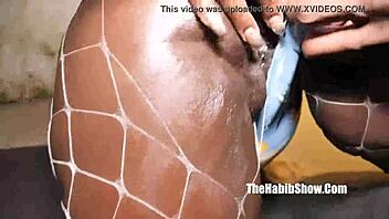 chocolate booty loves bbc 😍