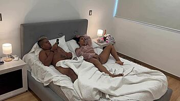 curvy latina stepsister gets creampied by stepbro in sneaky homemade clip