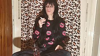 goth teen 18+ smokes backstage in hd, wanna see more behind the scenes action?