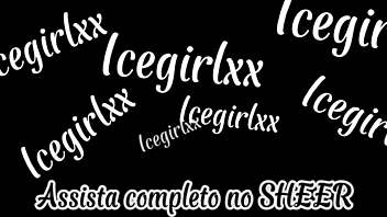 Najboljša prijateljica me gleda po kopanju 😏