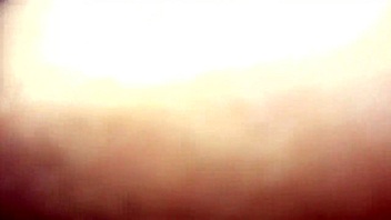 Latinan paksu pillu naiminen muuttui villiksi raa'an himon tarinaksi hiljaisena yönä.