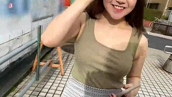 berbual dan menggoda dengan babe cantik bertetek besar