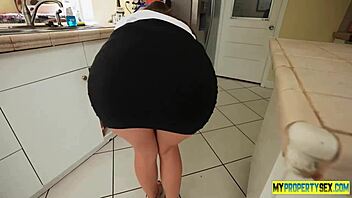 Brunette babe masturbates and gets a facial in POV video