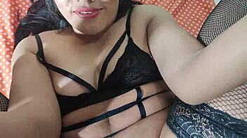 Creampie brunette ass squirts hard during sex. Latina girlfriend takes it deep with amateurs.