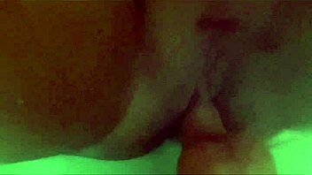 BBW and Amazon enjoy relaxing shower together