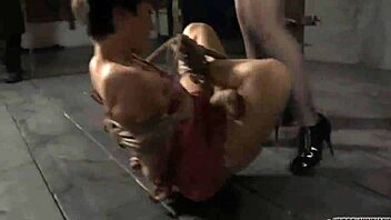 Pornstar Explores Sadomasochism Thrills