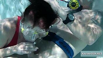 Underwater blowjob turns into mutual pleasure