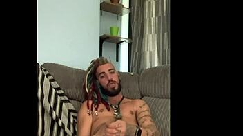 dude with dreads jerking his cock solo, so hot 🔥
