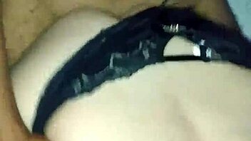 White girl with big ass endures well-endowed guy! 😏