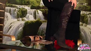 I Look Amazing In These Skinny Jeans