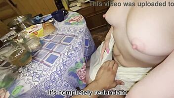 Párový setkání v lázních s mojí horkou nevlastní sestrou