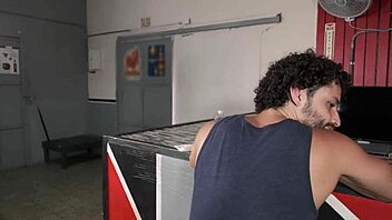 Thicc latina bartender Jolia fucks her favorite client at the bar 😏