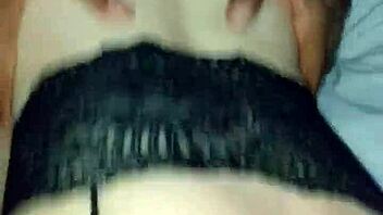 White girl with big ass endures well-endowed guy! 😏