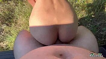 Damn, Gadis Cantik Dapat Air Mani Dalam Pantat Secara Awam! 😍