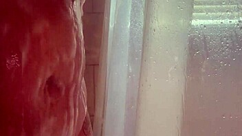 Mistress Danie Showers With Toy