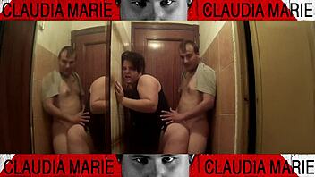 Tulen super kuumaksi poikaystäväni kanssa kotona, päädyn imemään hänen suurta kyrpäänsä suoraan sisäänkäynnillä! 😈💦