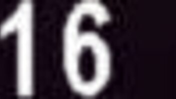 Prostitutas caseras ofrecen servicios sexuales en la calle.