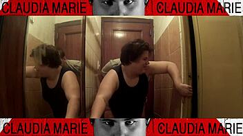 Getting super horny with my boyfriend at home, I end up sucking his big cock right at the entrance! 😈💦