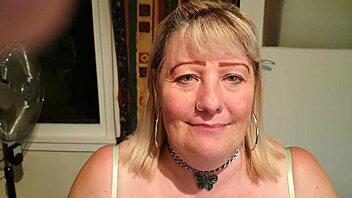 Submissive milf takes a hard fucking and begs for more