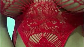 Mature with big tits gives me her big ass