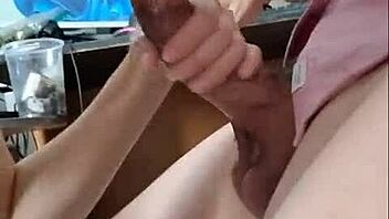 Anita Gives Best Blowjob During Lunch Break