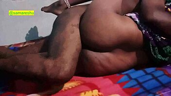 Bhabhi enjoys a relaxing ass session