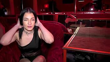 Chlor Heart, wanna bang your first customer at ClubCastings tonight?