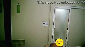 Amateur Asian girl gets her pussy licked and fucked