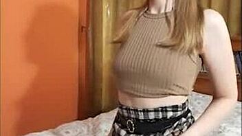 i cumshots are hard on the face, amateurs love it