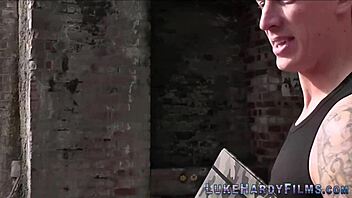 brit in glasses, suck me off and ride luke hardy hard!