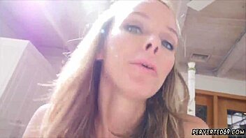 Jane doux masturbates when stepmom is away