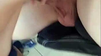 Anita Gives Best Blowjob During Lunch Break