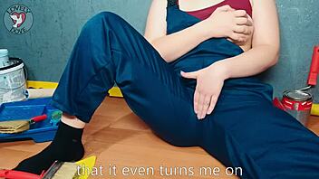 painter babe fingers her tight wet slit