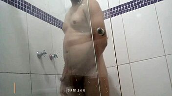 Wife and husband have steamy shower sex in amateur video