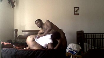 Amateurs with Big Asses in Homemade Video!