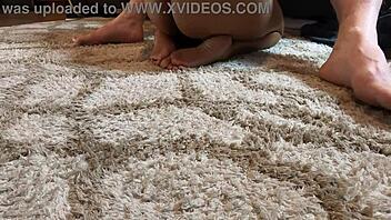 mandy mynxx sucking cock on the couch with feet 😘