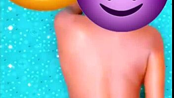 Megan's knees challenge: petite ebony nympho in orgasm game