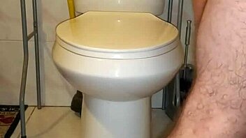 Nice dildo session deep in her ass