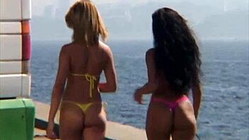 Πραγματικός ερασιτέχνης εξιβισιονισμός στις παραλίες του Ρίο ντε Τζανέιρο