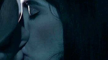 Jane Wilde and April Olsen in extreme lesbian anal fisting