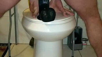 Nice dildo session deep in her ass